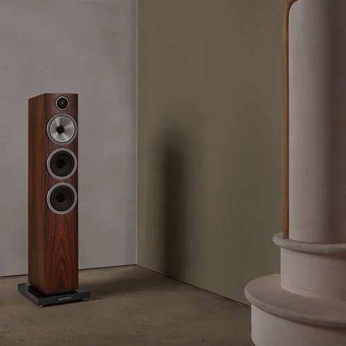   Bowers & Wilkins 704 S3 Mocha:  6