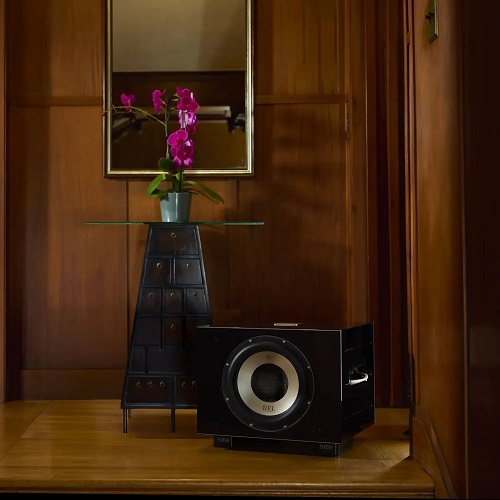 Сабвуфер REL S850 Piano Black Lacquer: фото 5 Сабвуфер REL S850 Piano Black Lacquer: фото 5