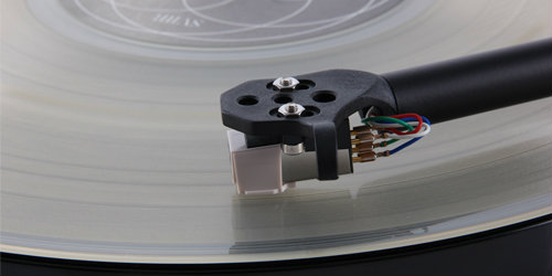   REGA Planar 1 Black:  5