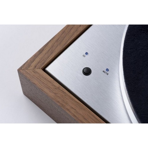   Pro-Ject The Classic Evo 2M Silver Walnut:  2