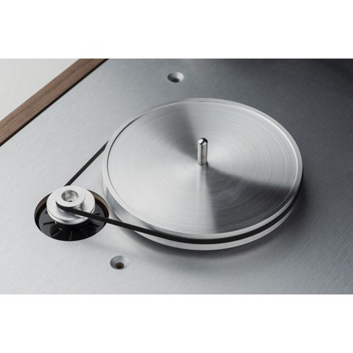   Pro-Ject The Classic Evo 2M Silver Eucalyptus:  3