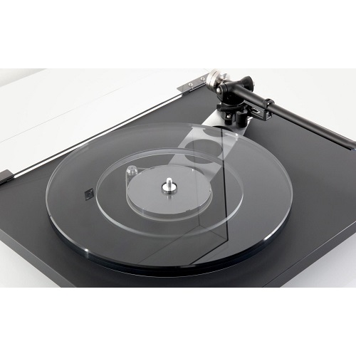   REGA Planar 6 Polaris Grey:  6