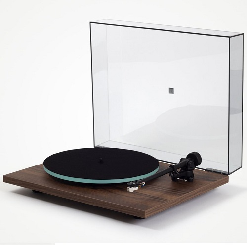   REGA Planar 2 Walnut:  3