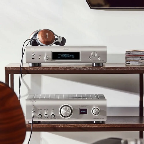   Denon DNP-2000NE Silver:  5